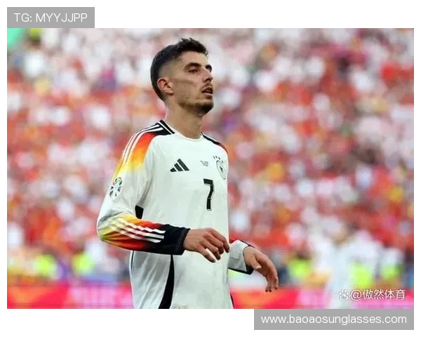 带穆的足球明星如何在绿茵场上书写传奇人生与辉煌成就